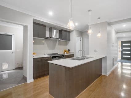 8 Zeus Avenue, Cranbourne West, VIC, 3977, Cranbourne West - Thumbnail 3