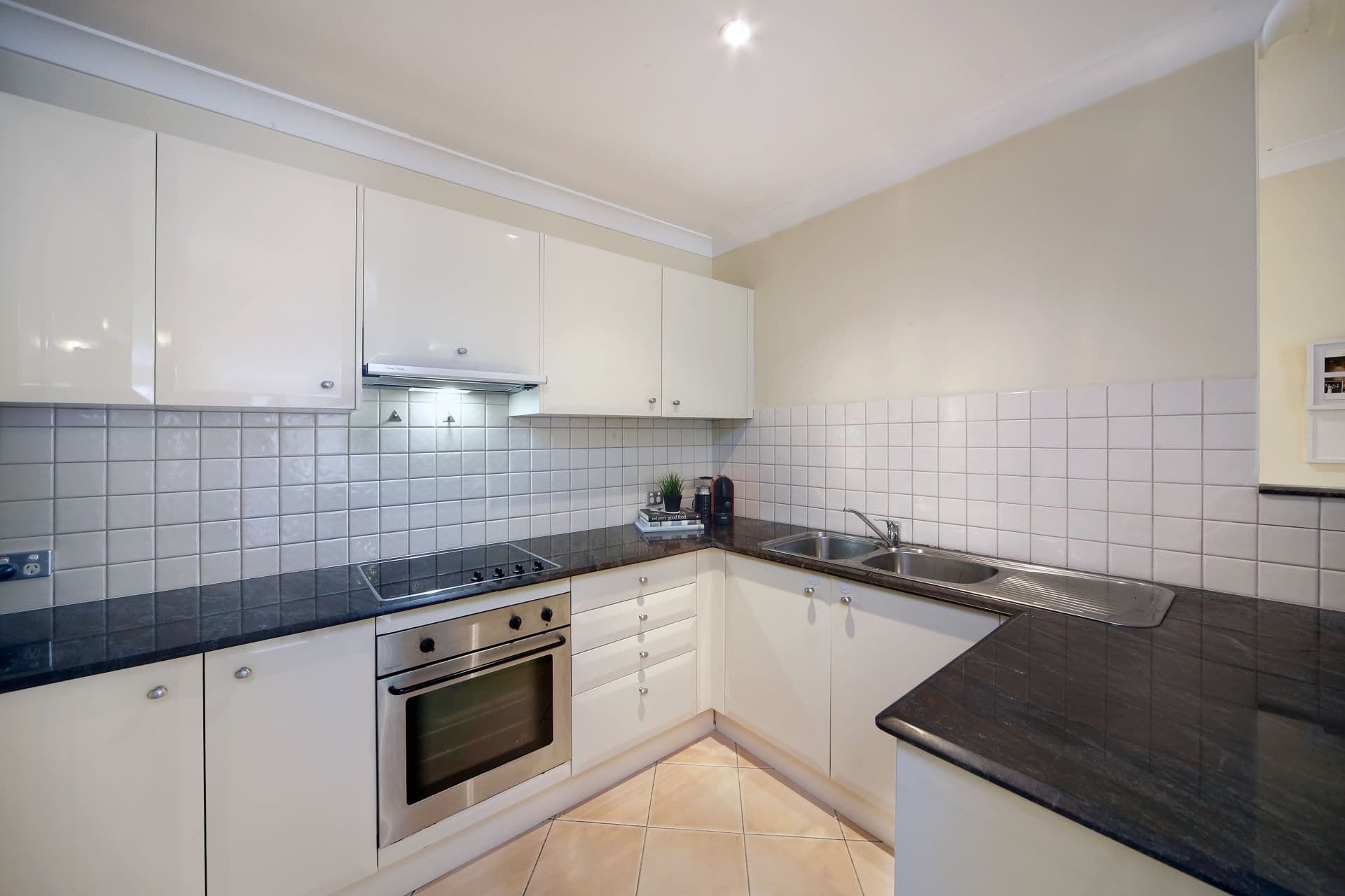 7/118 Karimbla Road, Miranda, Miranda - Thumbnail 3