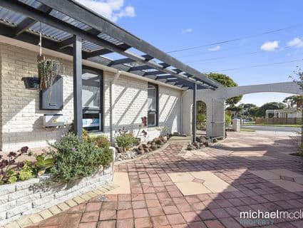 142 Heatherhill Road, Frankston, VIC, 3199, Frankston - Thumbnail 2