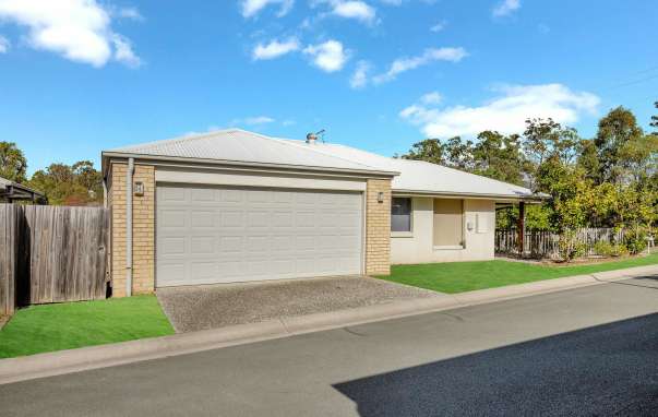 39 Damian Leeding Way, Upper Coomera, Upper Coomera - Image 1
