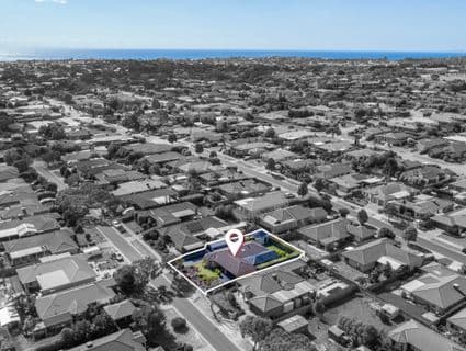 17 Allchin Avenue, Mornington, VIC, 3931, Mornington - Thumbnail 2