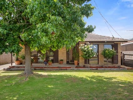 8 Bellevue Crescent, Seaford, VIC, 3198, Seaford - Image 1