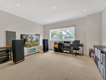 404, Manor Lakes - Thumbnail 4