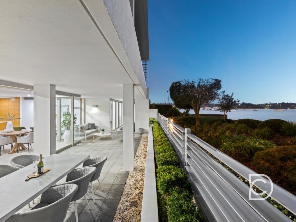 2/2 Strathroy Close, Cabarita, 2137, Cabarita - Image 1