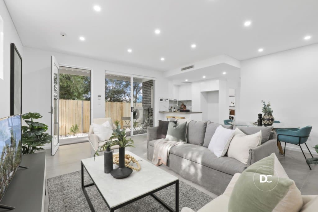 2/12 Croydon Avenue, Croydon, 2132, Croydon - Image 1
