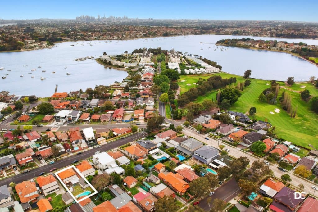 16 Elphinstone Street, Cabarita, 2137, Concord - Image 1