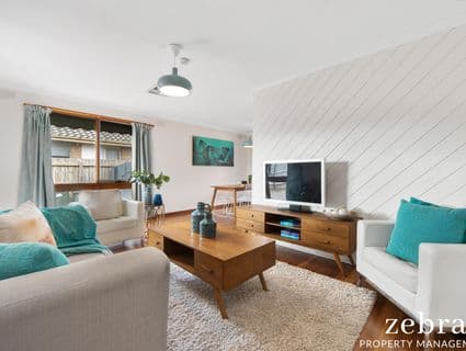 6 Henry Crescent, Seaford, VIC, 3198, Seaford - Thumbnail 2