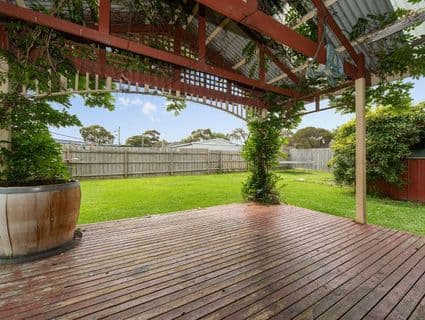 4 Jubilee Avenue, Seaford, VIC, 3198, Seaford - Thumbnail 3