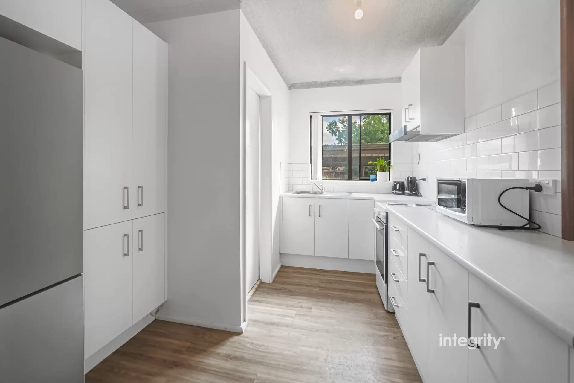 1/1A Shorland Place, Nowra, Nowra - Thumbnail 3