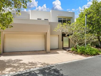 404, Mount Coolum - Image 1