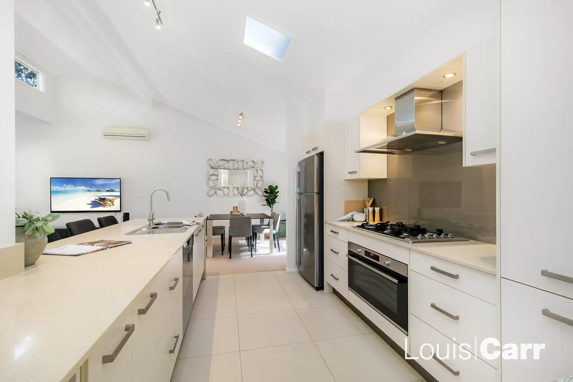 28 Francis Greenway Drive, Cherrybrook NSW, Cherrybrook - Thumbnail 5