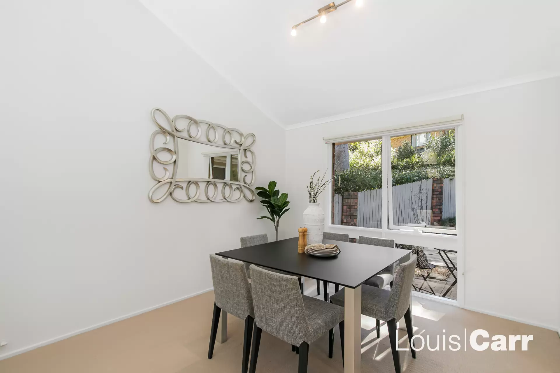 28 Francis Greenway Drive, Cherrybrook NSW, Cherrybrook - Thumbnail 6