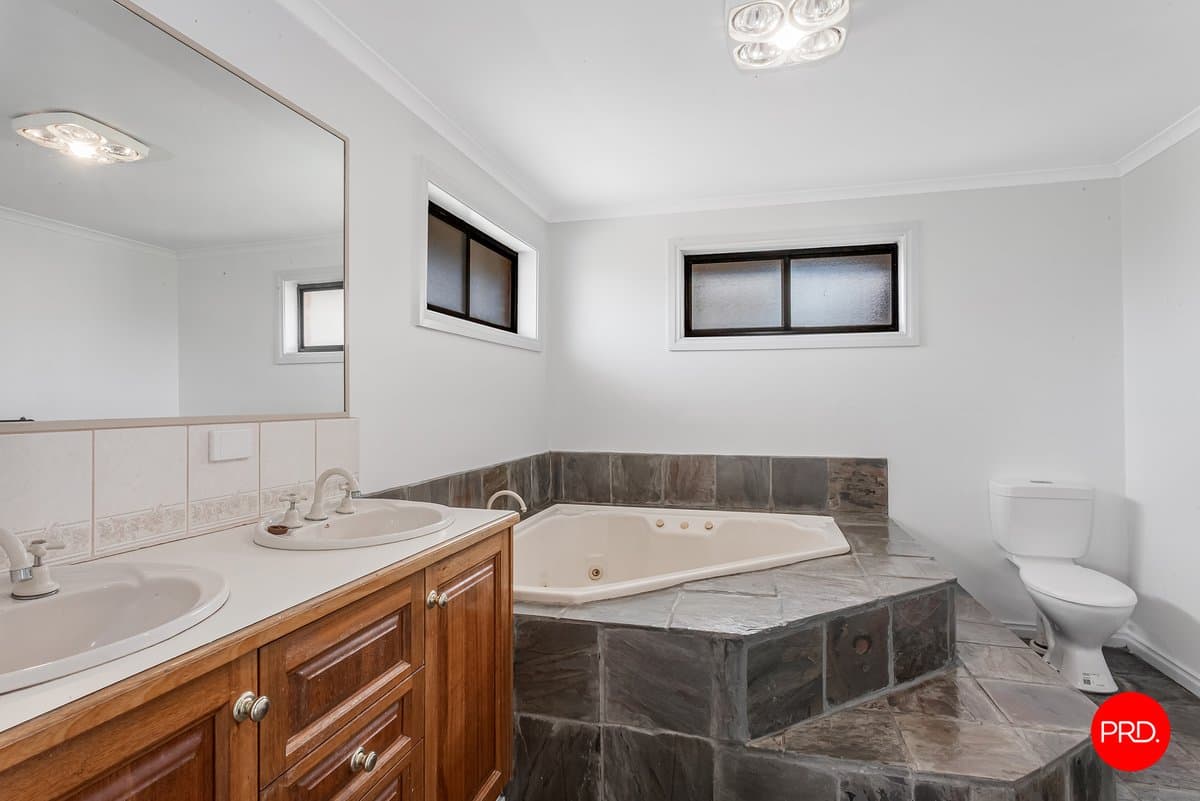 11 Bedford Court, GOLDEN SQUARE VIC 3555, Property Image - Thumbnail 8