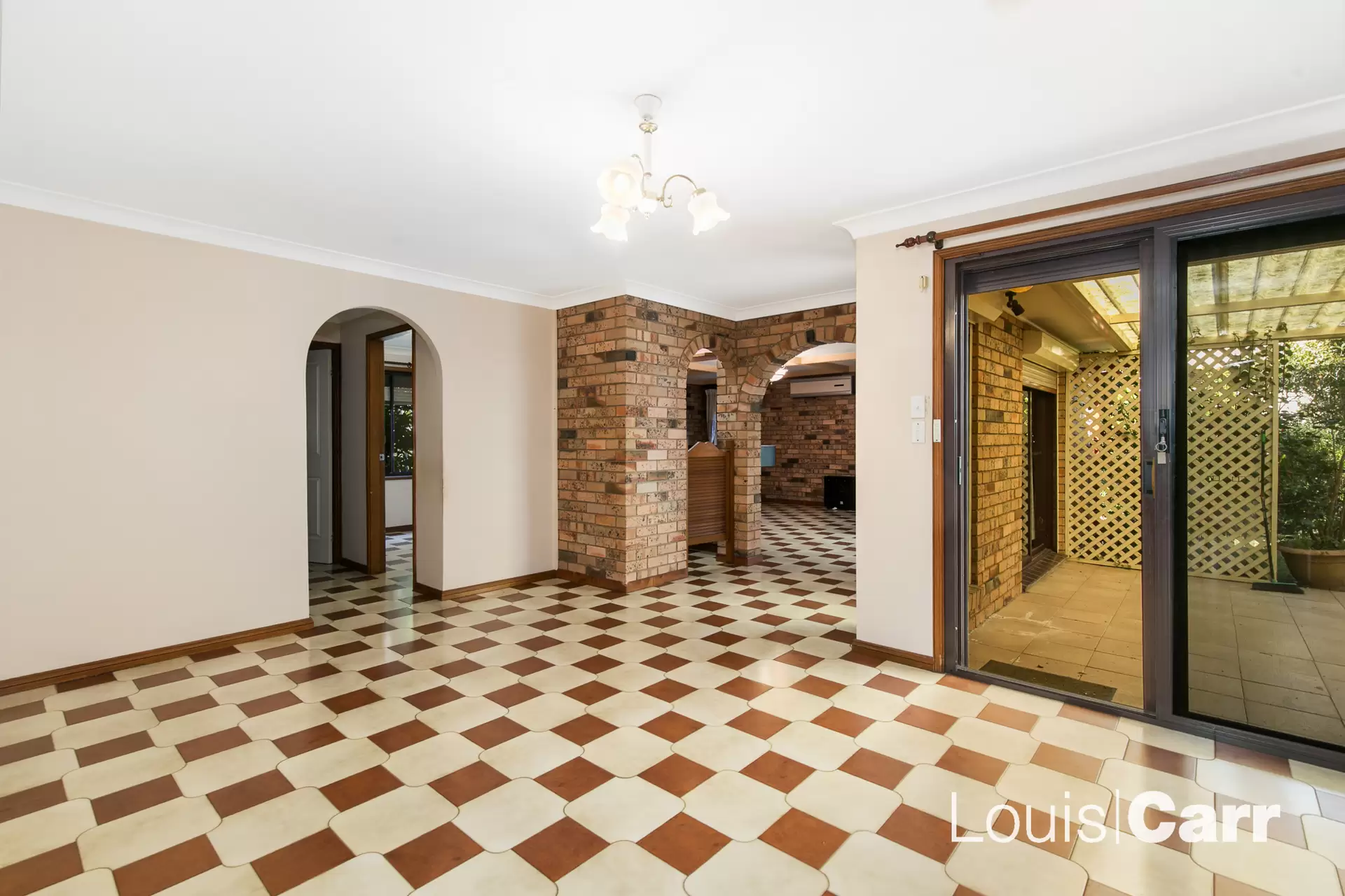 27 Walnut Grove, Cherrybrook NSW, Cherrybrook - Thumbnail 4