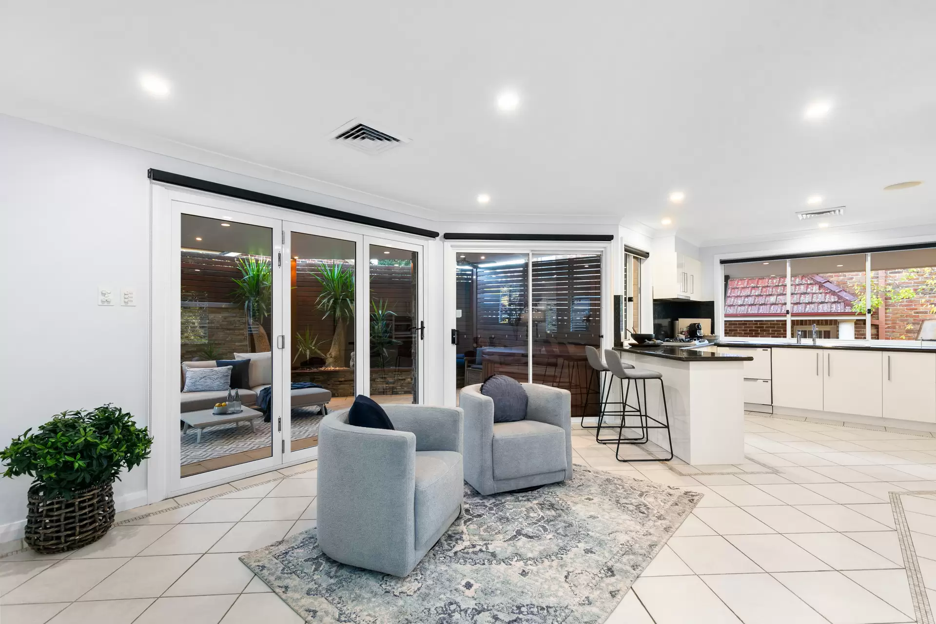 27 Sandhurst Crescent, Glenhaven NSW, Glenhaven - Thumbnail 6