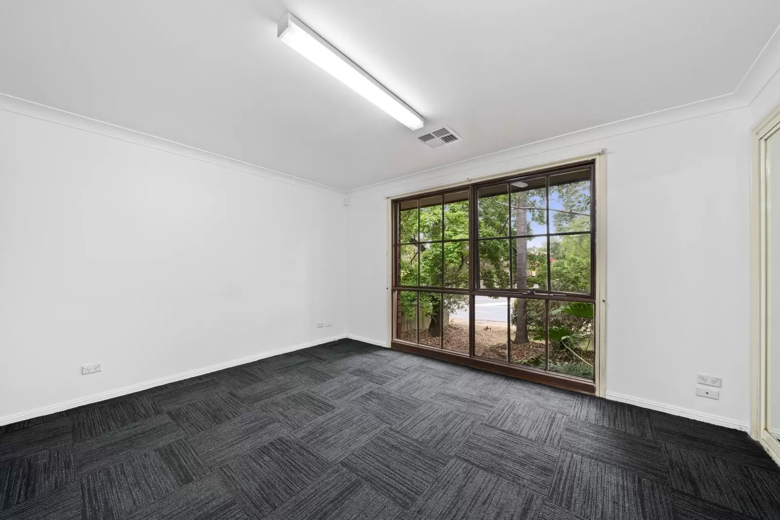 125 Showground Road, Castle Hill NSW, Castle Hill - Thumbnail 4