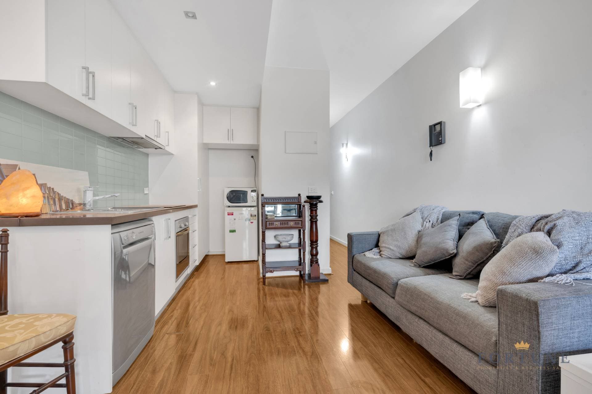 Unit 2, 463 South Rd, Bentleigh VIC 3204, Bentleigh - Thumbnail 3