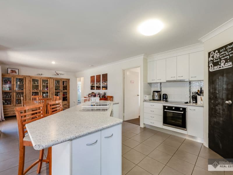 27 Neville Drive, Branyan, Branyan - Thumbnail 7