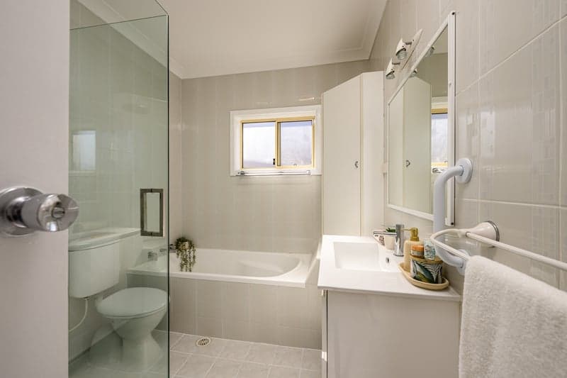 8 Nymboida Crescent, Sylvania Waters - Thumbnail 8