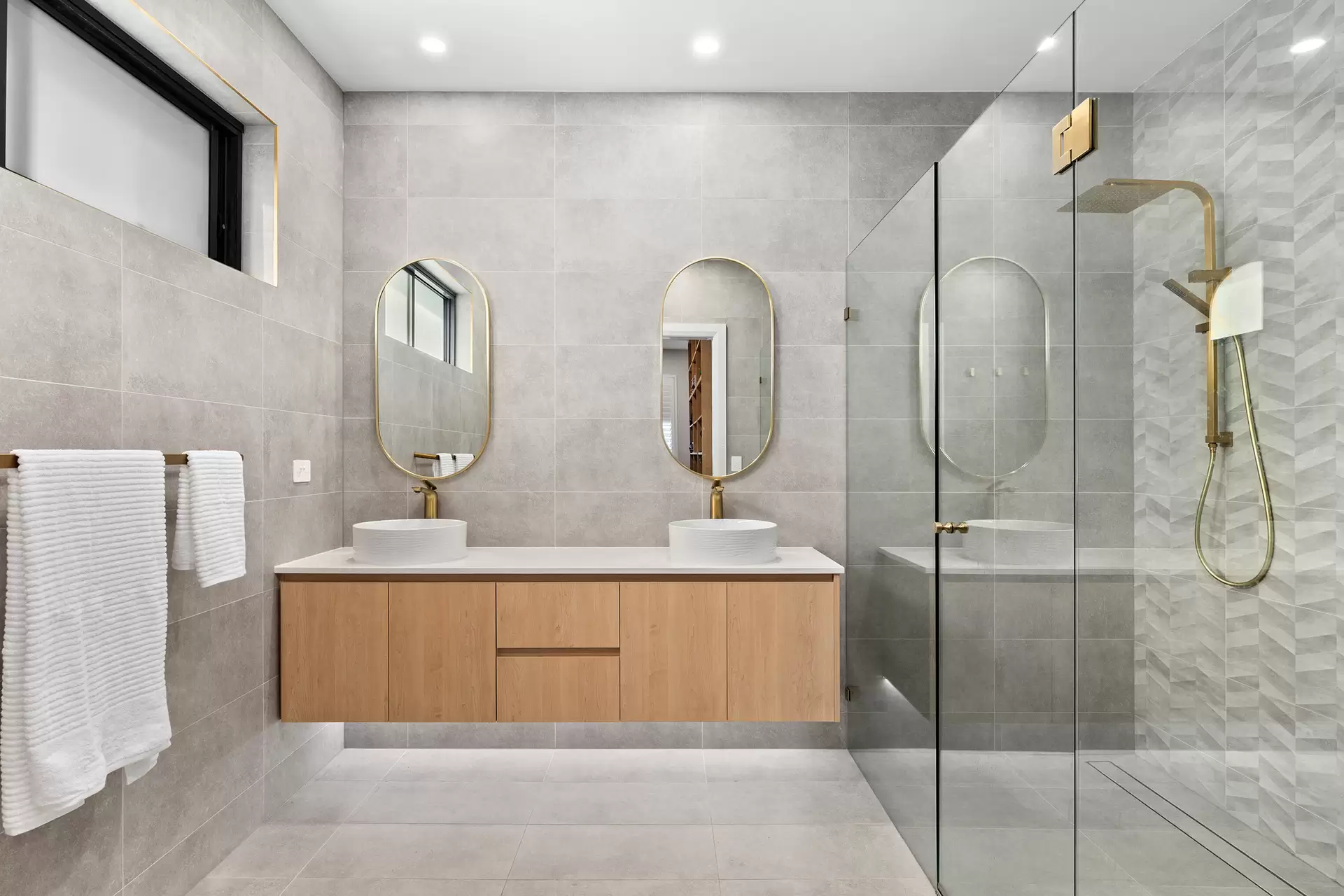 10 Lisa Crescent, Castle Hill NSW, Castle Hill - Thumbnail 8