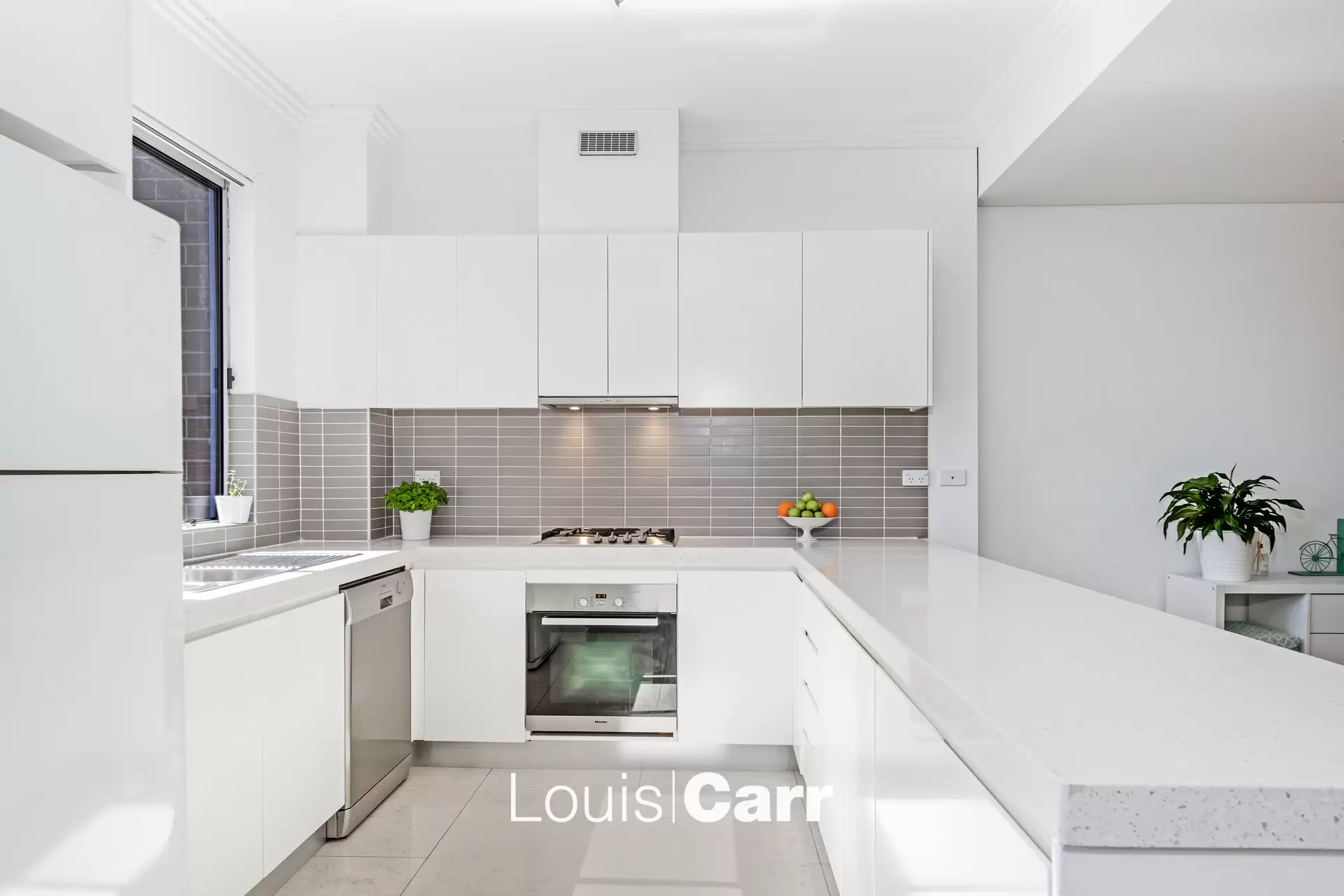 16/5 Sherwin Avenue, Castle Hill NSW, Castle Hill - Thumbnail 4