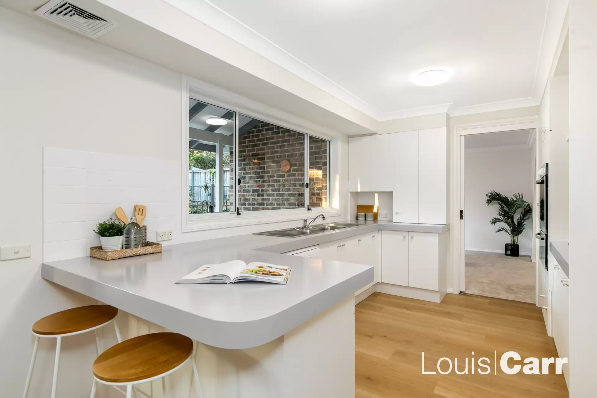 41 Tamarisk Crescent, Cherrybrook NSW, Cherrybrook - Thumbnail 4