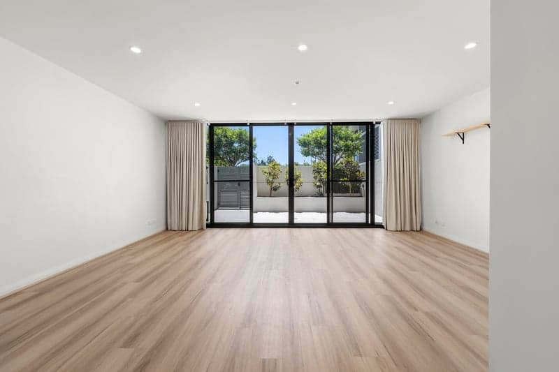 208/1 Mouat Street, Lyneham - Thumbnail 2
