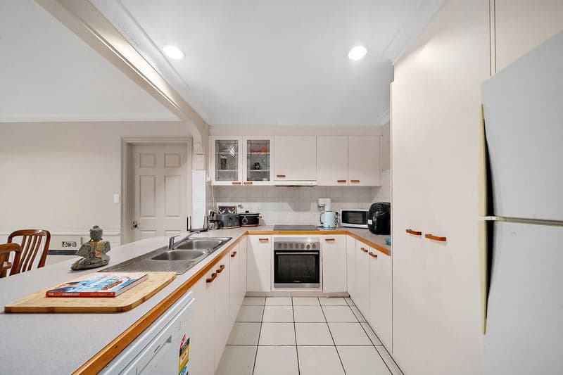 103/13-15 Sturt Avenue, Griffith - Thumbnail 4