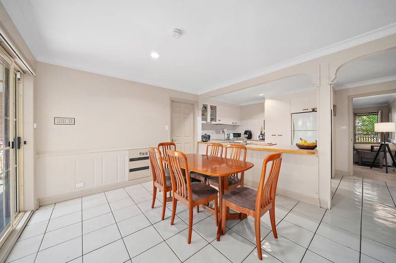103/13-15 Sturt Avenue, Griffith - Thumbnail 5