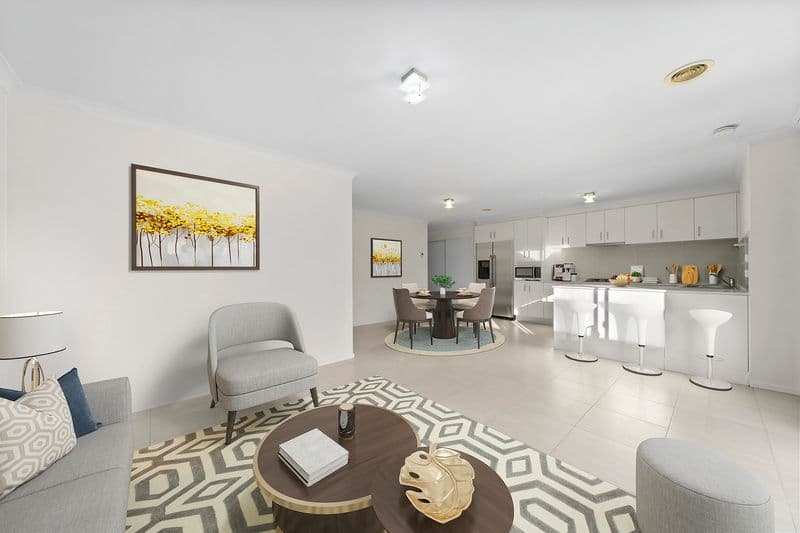 63 Kingsland Parade, Casey - Image 1