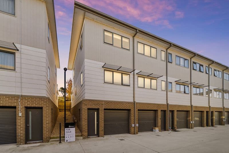 7/15 Wanderlight Avenue, Lawson - Image 1