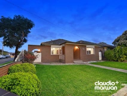 1/266 Cumberland Road, Pascoe Vale - Image 1