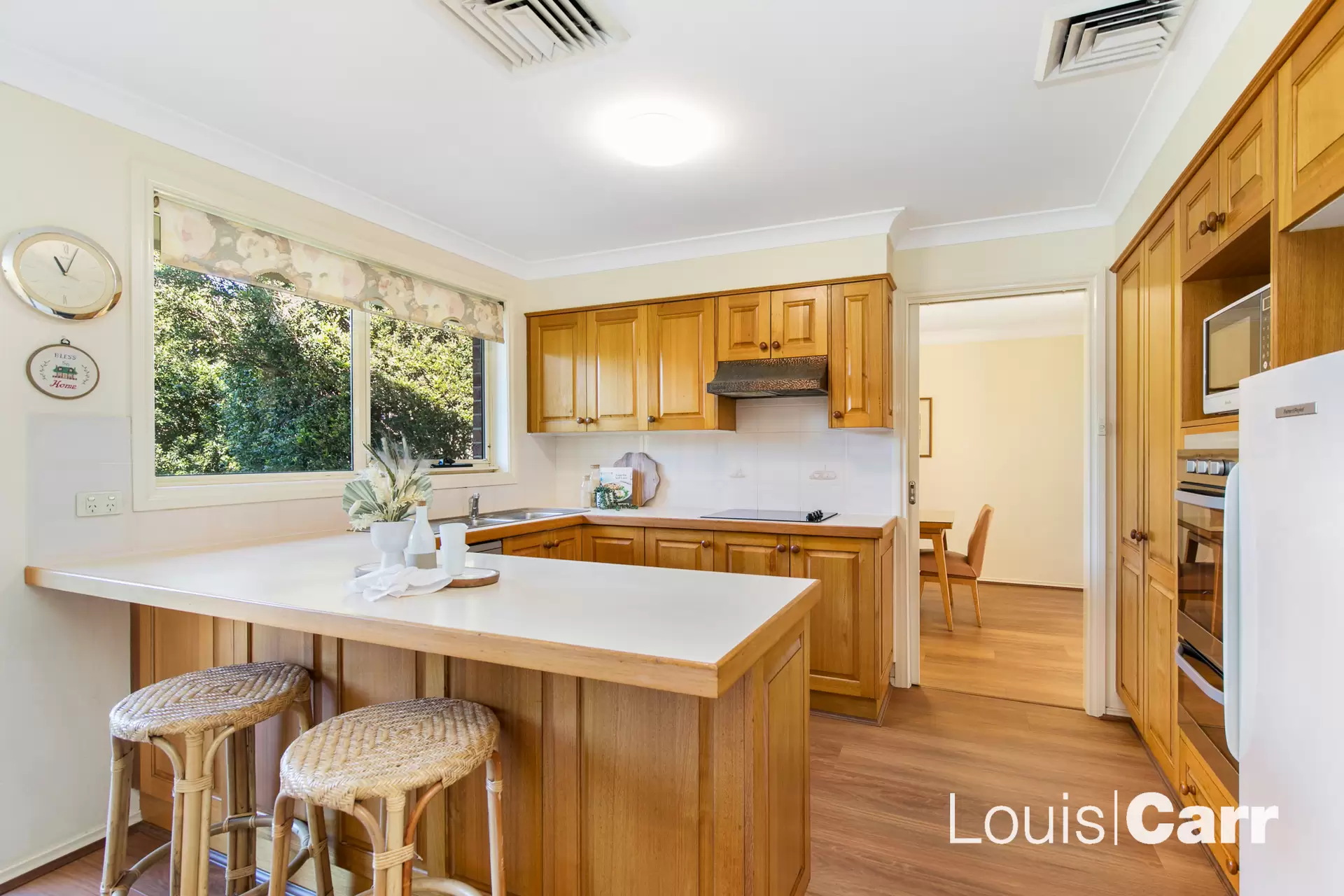 16 Erlestoke Place, Castle Hill NSW, Castle Hill - Thumbnail 3