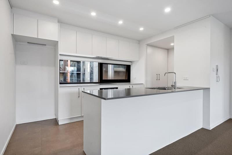 27/90 Lowanna Street, Braddon - Thumbnail 5