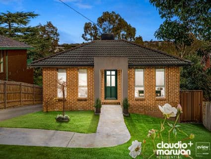 17 Cleve Road, Pascoe Vale South - Image 1