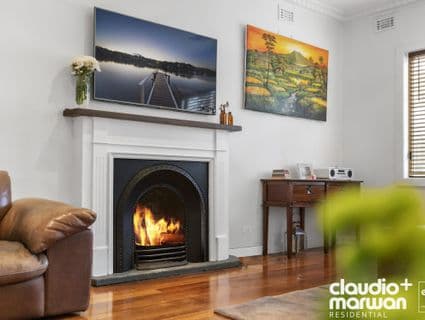 17 Middle Street, Hadfield - Thumbnail 6