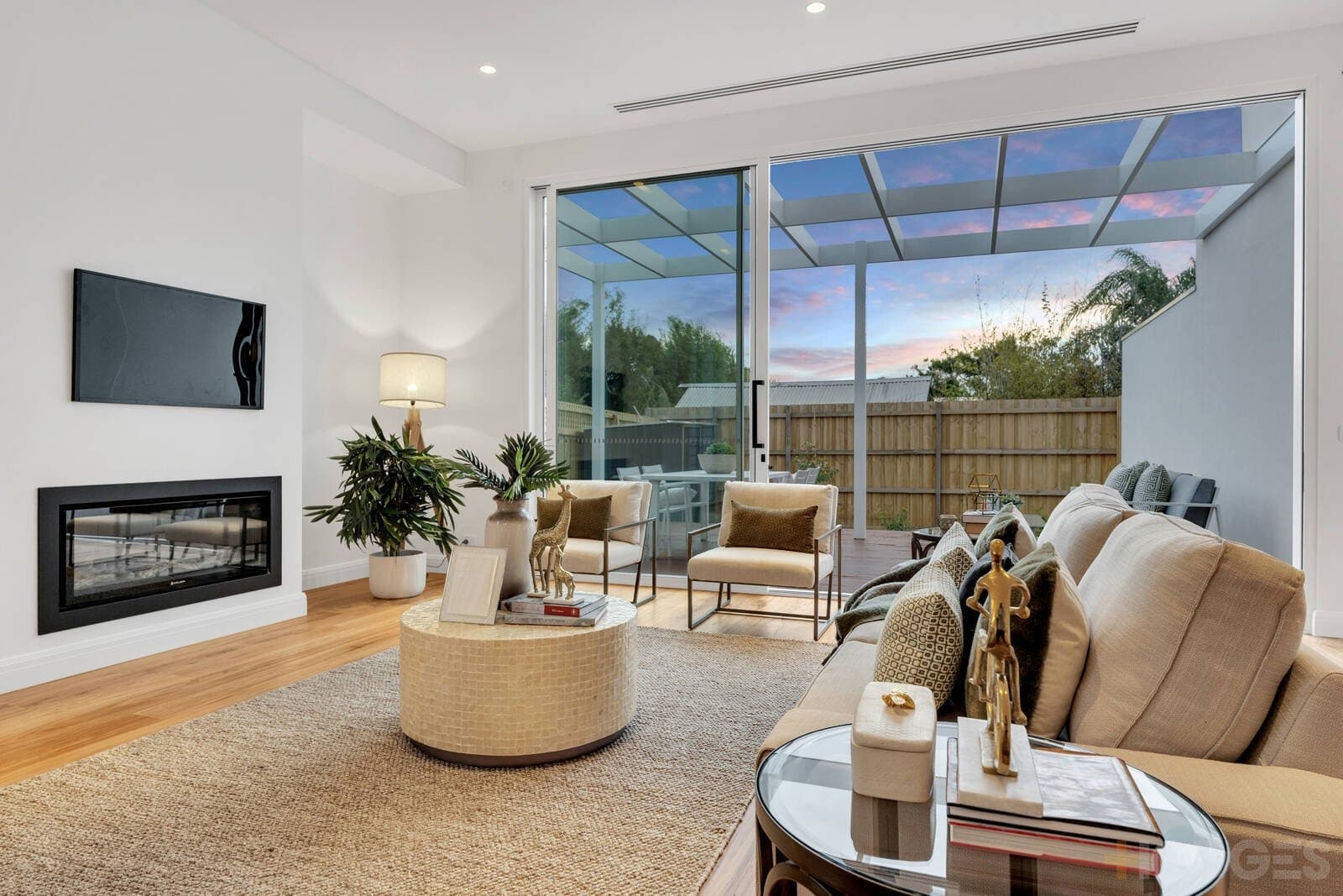 33a Rennison Street, Parkdale, VIC, 3195, Parkdale - Thumbnail 2