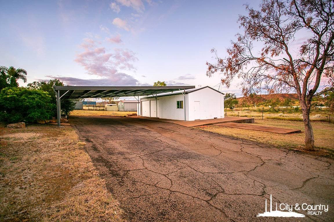 6 Vaiente Parade, Mount Isa, Mount Isa - Thumbnail 3