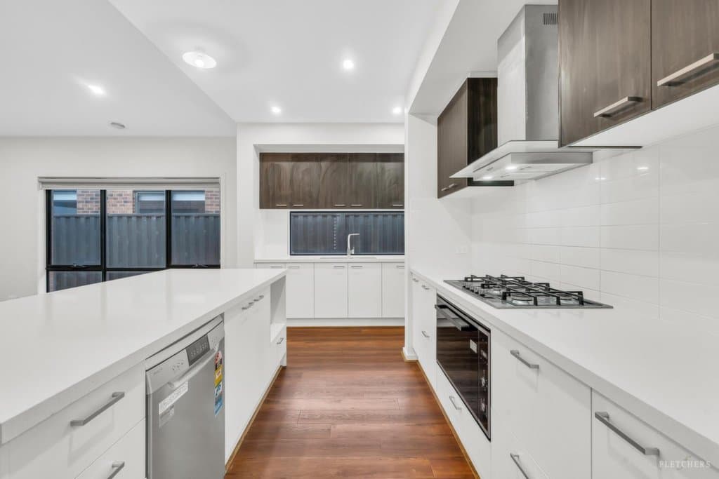 77 Eaglemont Drive, Strathtulloh - Thumbnail 6