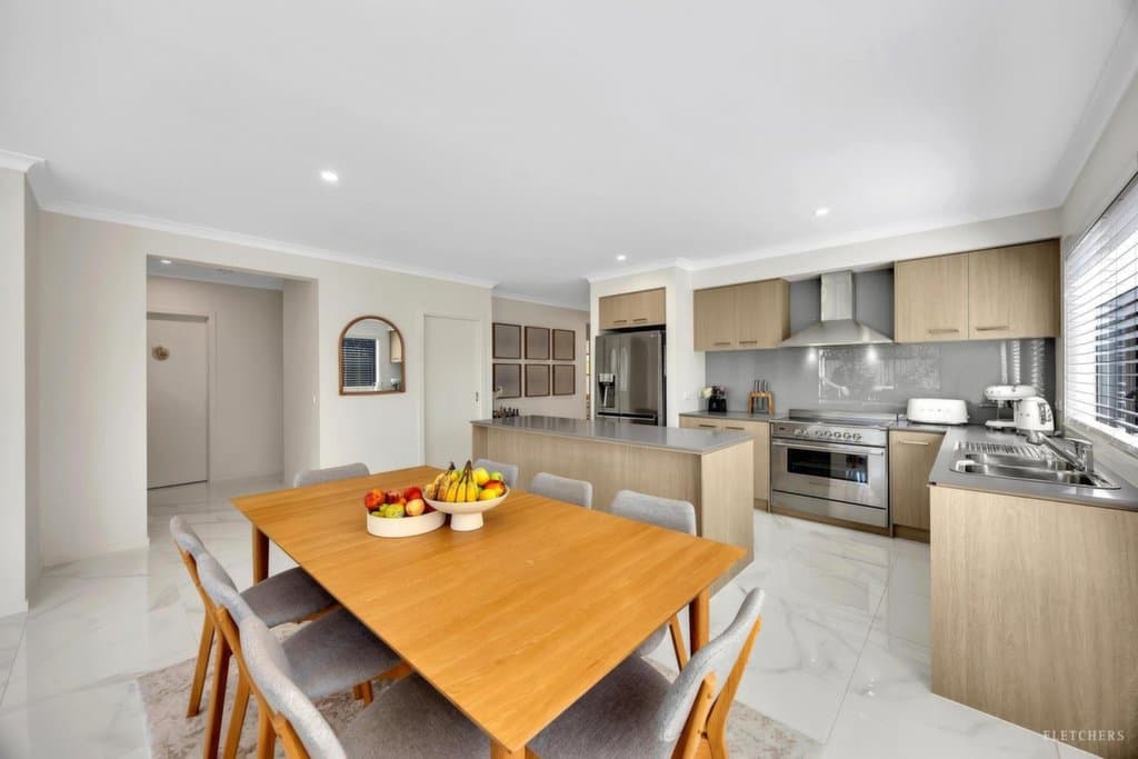13 Ruislip Avenue, Strathtulloh - Thumbnail 7
