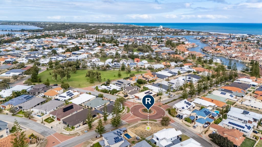 Rare Coastal Block with Dual Frontage & Ocean Views, 81 Baloo Crescent, WANNANUP WA 6210, Wannanup - Thumbnail 6