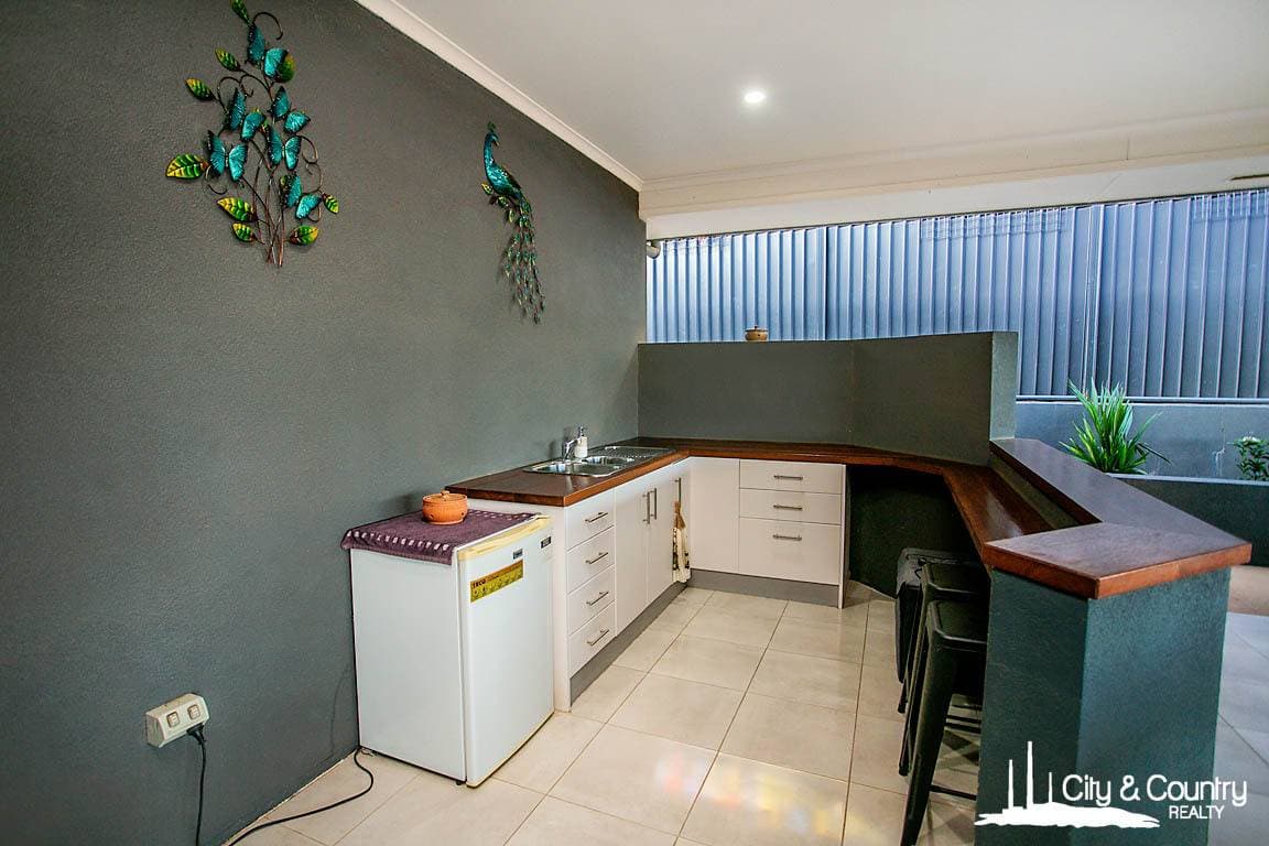 43 Black Star Crescent, Mount Isa, Mount Isa - Thumbnail 4