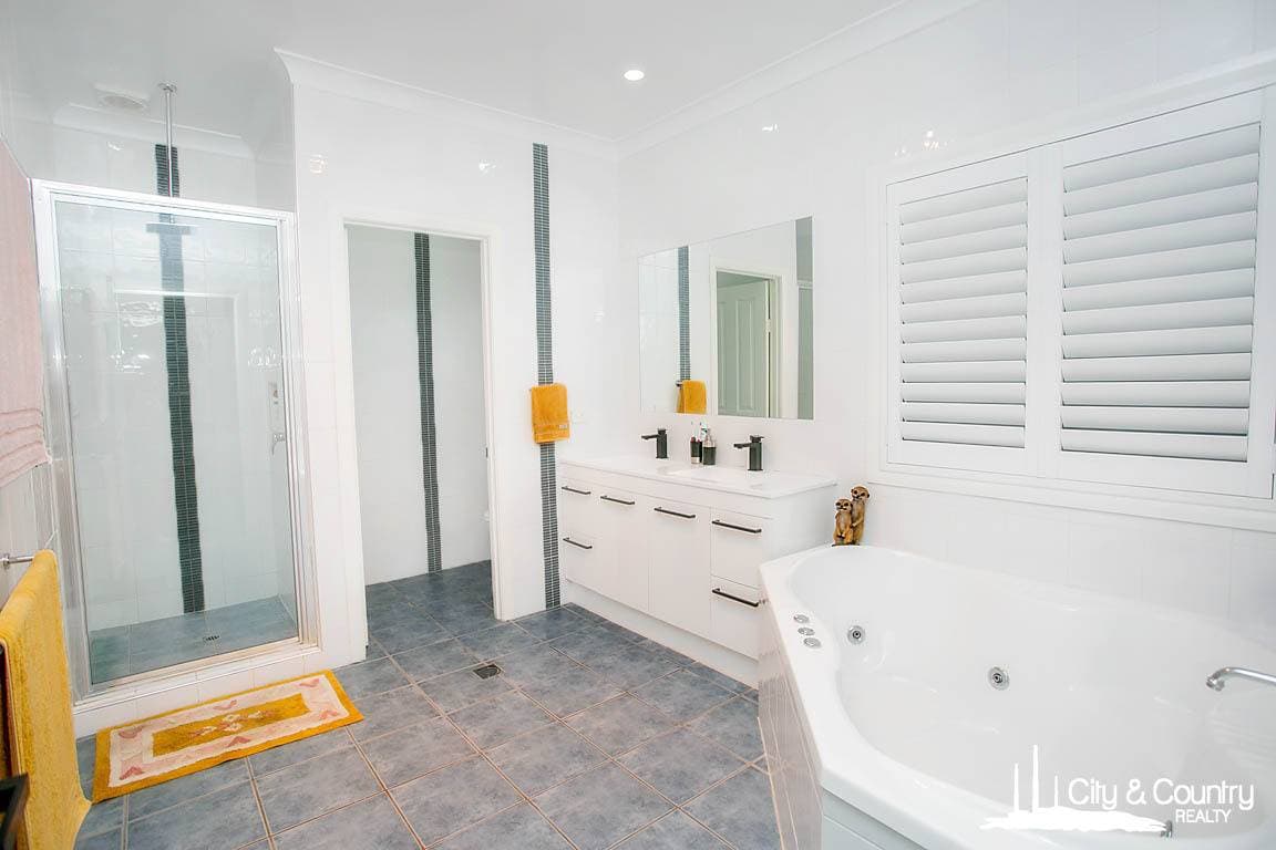 43 Black Star Crescent, Mount Isa, Mount Isa - Thumbnail 5
