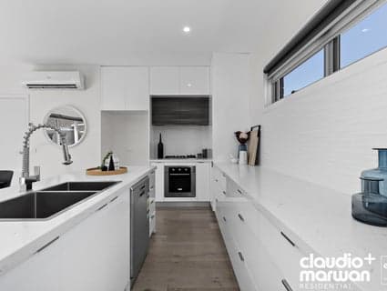3/30 Cornwall Road, Pascoe Vale - Thumbnail 5