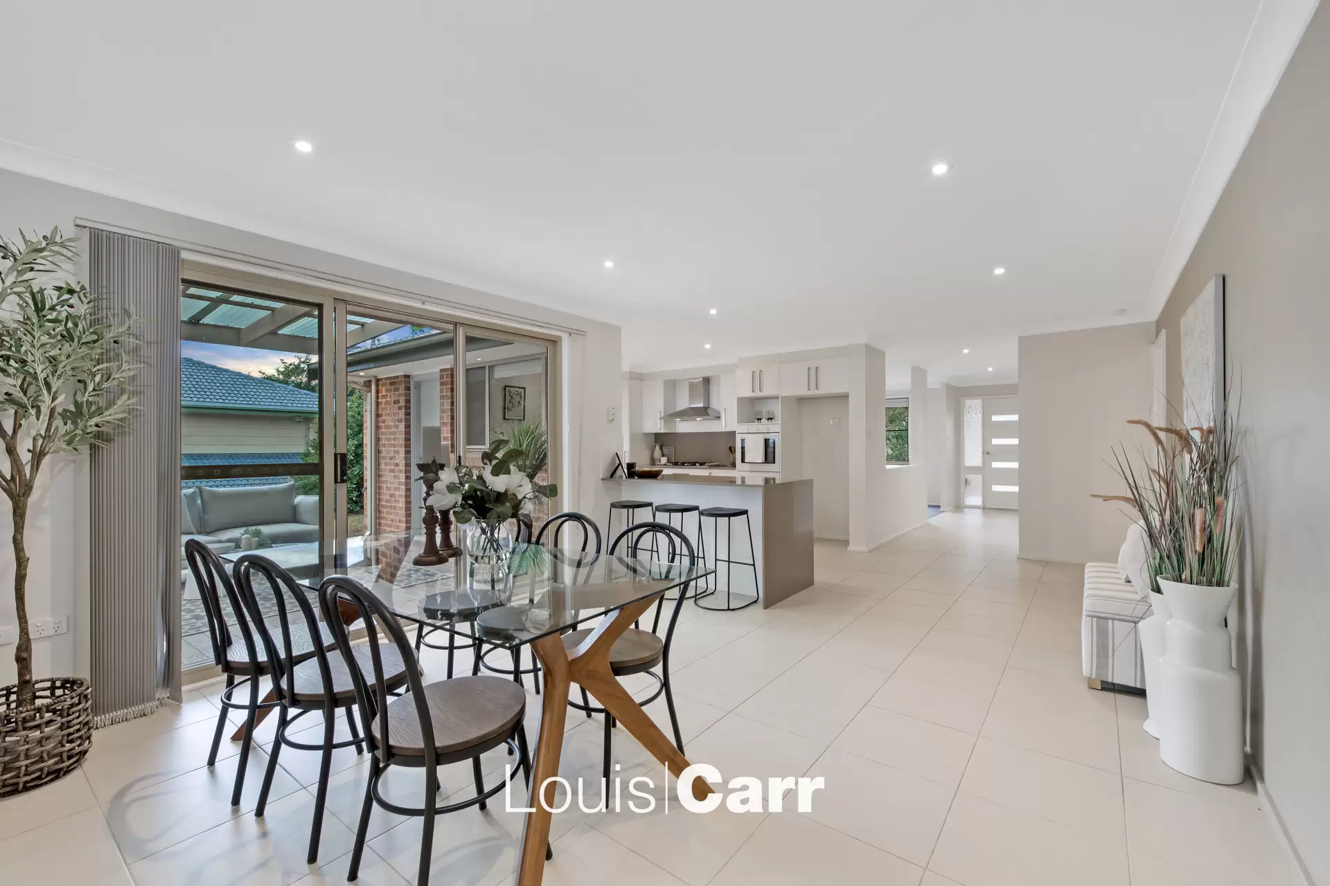 6 Henley Close, Castle Hill NSW, Castle Hill - Thumbnail 3