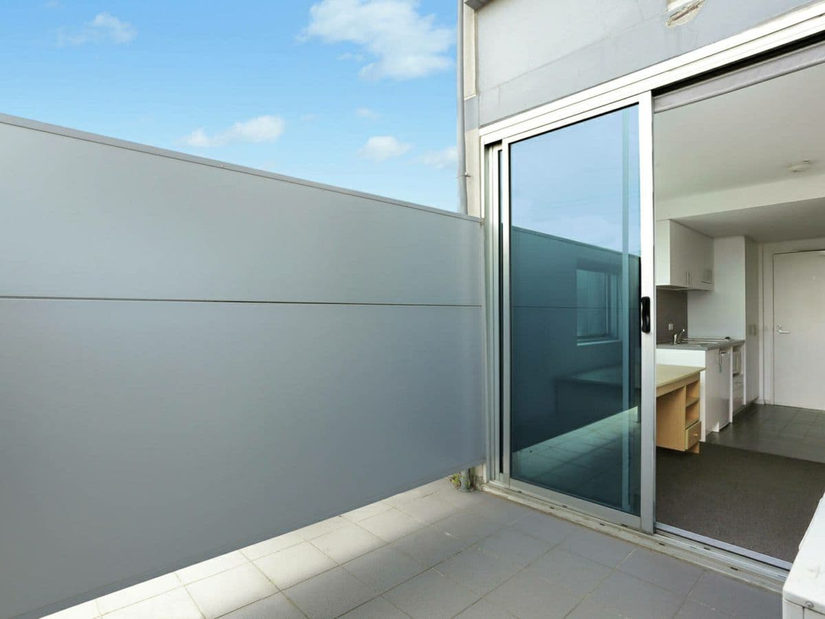 218/51 Gordon Street, FOOTSCRAY, Footscray - Thumbnail 2