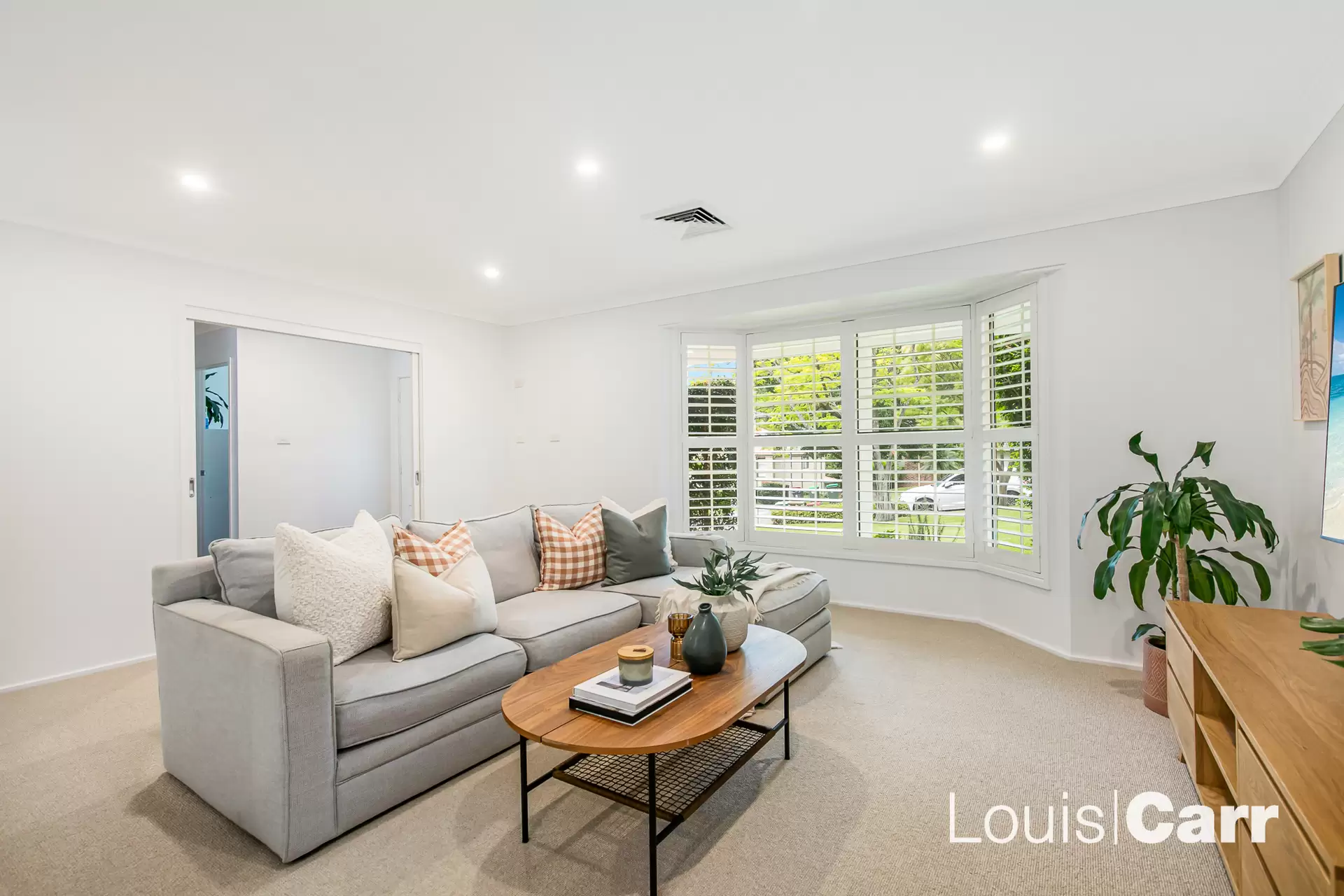 6 Kambah Place, West Pennant Hills NSW, West Pennant Hills - Thumbnail 2