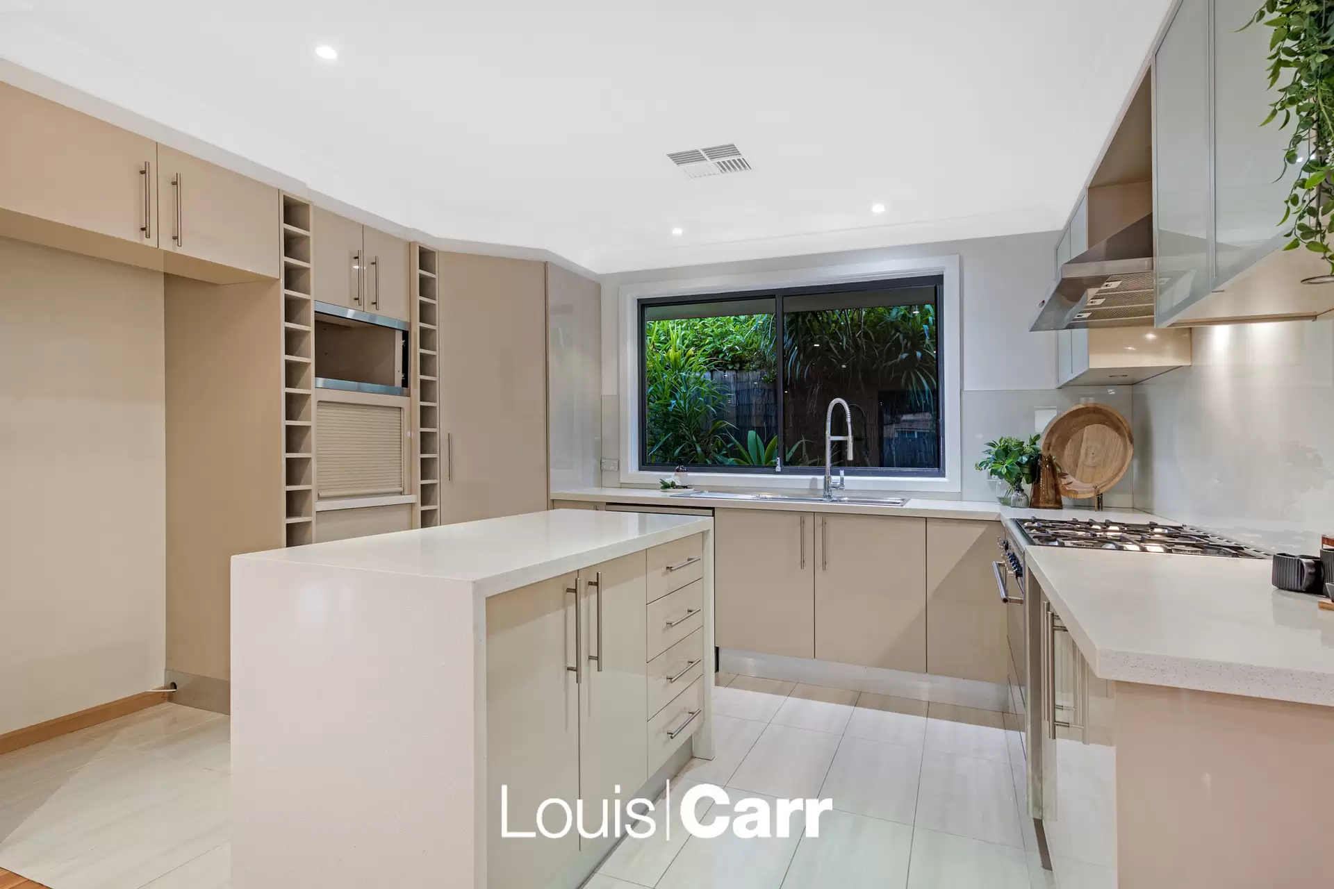 18 Chiltern Crescent, Castle Hill NSW, Castle Hill - Thumbnail 5