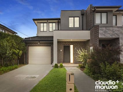 23 Sutherland Street, Hadfield - Thumbnail 2