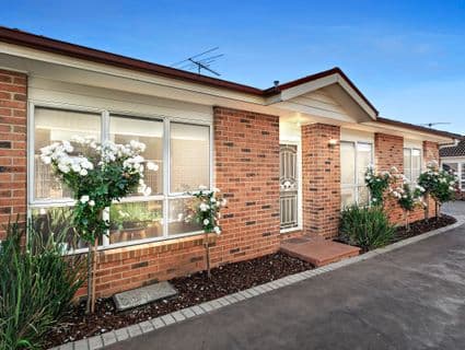 2/12 John Street, Oak Park - Image 1